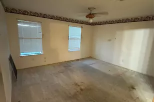 8711 April Arbor Ct, Houston, TX 77031 - Photo 11