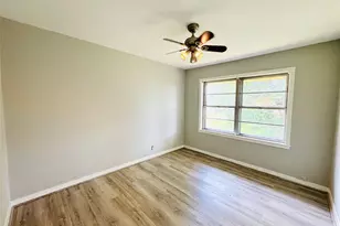 7905 Turquoise Ln, Houston, TX 77055 - Photo 21