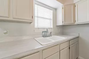 5514 Vickita Dr, Houston, TX 77032 - Photo 11