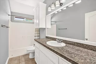 15217 Main Royal Dr, Corpus Christi, TX 78418 - Photo 31