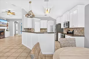 15217 Main Royal Dr, Corpus Christi, TX 78418 - Photo 19