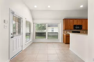 18634 Summercliff Ln, Tomball, TX 77377 - Photo 11
