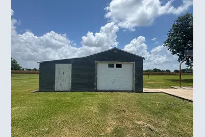 1331 County Road 313, Louise, TX 77455 - Photo 3