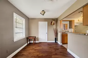 504 N Circle Dr, Baytown, TX 77520 - Photo 5