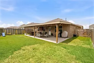 411 Walnut Branch Dr, Baytown, TX 77523 - Photo 23