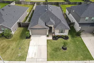 319 Chateau Bay Ln, Crosby, TX 77532 - Photo 27