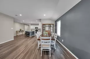 319 Chateau Bay Ln, Crosby, TX 77532 - Photo 11