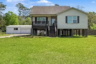 3415 E Bayou Dr, Shoreacres, TX 77571 - Photo 3