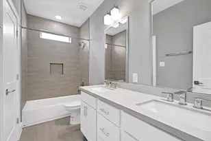 4507 Whitney Park Way, Houston, TX 77022 - Photo 13