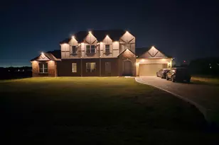 915 Lakeland Cir, Rosharon, TX 77583 - Photo 13