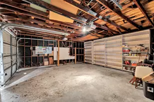 12466 Kimberley Ln, Houston, TX 77024 - Photo 33