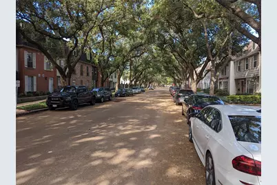 355 N Post Oak Lane #638, Houston, TX 77024 - Photo 1