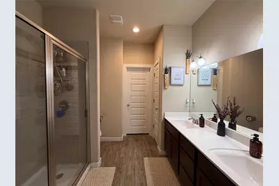 620 W Sheldon Avenue, Thrall, TX 76578 - Photo 41