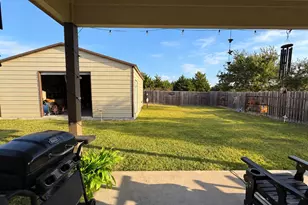 620 W Sheldon Ave, Thrall, TX 76578 - Photo 19