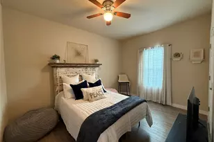 620 W Sheldon Ave, Thrall, TX 76578 - Photo 9