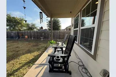 620 W Sheldon Avenue, Thrall, TX 76578 - Photo 15
