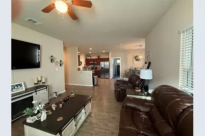 620 W Sheldon Avenue, Thrall, TX 76578 - Photo 39
