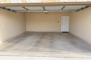 620 W Sheldon Ave, Thrall, TX 76578 - Photo 21