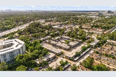 12633 Memorial Drive #202, Houston, TX 77024 - Photo 25