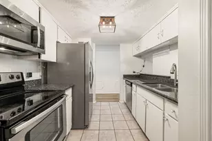 12633 Memorial Dr, Houston, TX 77024 - Photo 7