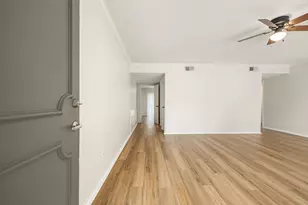 12633 Memorial Dr, Houston, TX 77024 - Photo 3