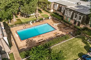 12633 Memorial Dr, Houston, TX 77024 - Photo 23