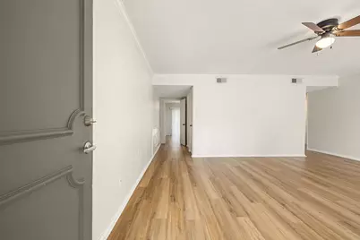 12633 Memorial Drive #202, Houston, TX 77024 - Photo 3