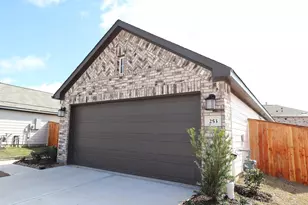 253 Hazy Pnes Ln, Willis, TX 77378 - Photo 9