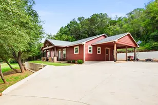 564 Hwy 71 W, Smithville, TX 78957 - Photo 9