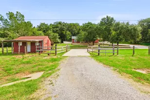 564 Hwy 71 W, Smithville, TX 78957 - Photo 47