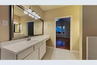 2114 Winding Hollow Drive, Katy, TX 77450 - Photo 11