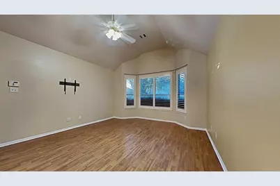 2114 Winding Hollow Drive, Katy, TX 77450 - Photo 9