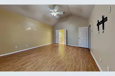 2114 Winding Hollow Drive, Katy, TX 77450 - Photo 7