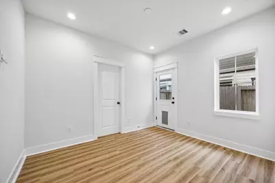 5406 Wheatley Street #E, Houston, TX 77091 - Photo 5