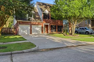 14611 Oak Chase Dr, Houston, TX 77062 - Photo 1