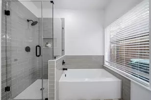 14611 Oak Chase Dr, Houston, TX 77062 - Photo 21