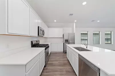 12206 English Mist Drive, Houston, TX 77044 - Photo 7