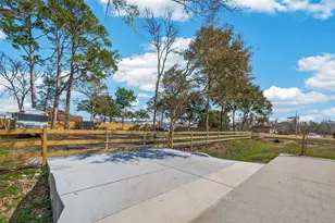 Tbd Ave G, Dickinson, TX 77532 - Photo 1