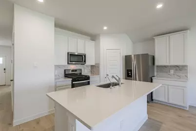31718 Hallington Hill Lane, Fulshear, TX 77441 - Photo 9