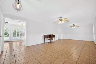 15806 Imperial Falls Ct, Houston, TX 77095 - Photo 7