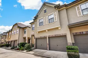 3010 Royal Oaks Crest, Houston, TX 77082 - Photo 3