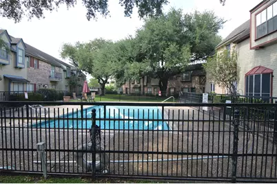 14715 Barryknoll Lane #127, Houston, TX 77079 - Photo 15