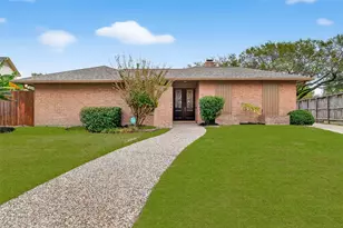 13106 Ivyside Dr, Houston, TX 77077 - Photo 1