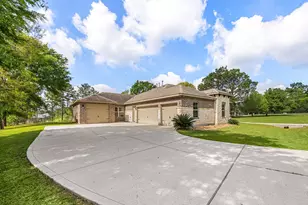 8992 Windjammer Ln, Montgomery, TX 77316 - Photo 31