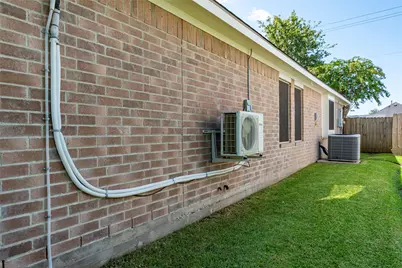 789 Rocky Rose Court, La Marque, TX 77568 - Photo 43