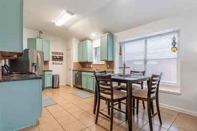 789 Rocky Rose Court, La Marque, TX 77568 - Photo 11