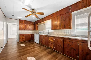 209 3rd Ave, Columbus, TX 78934 - Photo 15