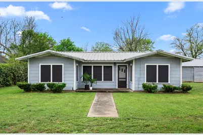 209 3rd Avenue, Columbus, TX 78934 - Photo 1