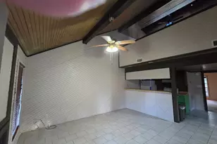 24605 Pools Creek Dr Dr, Huntsville, TX 77320 - Photo 5