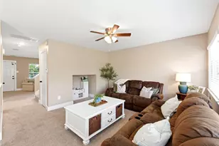 427 Laurel Timbers Dr, Houston, TX 77339 - Photo 13